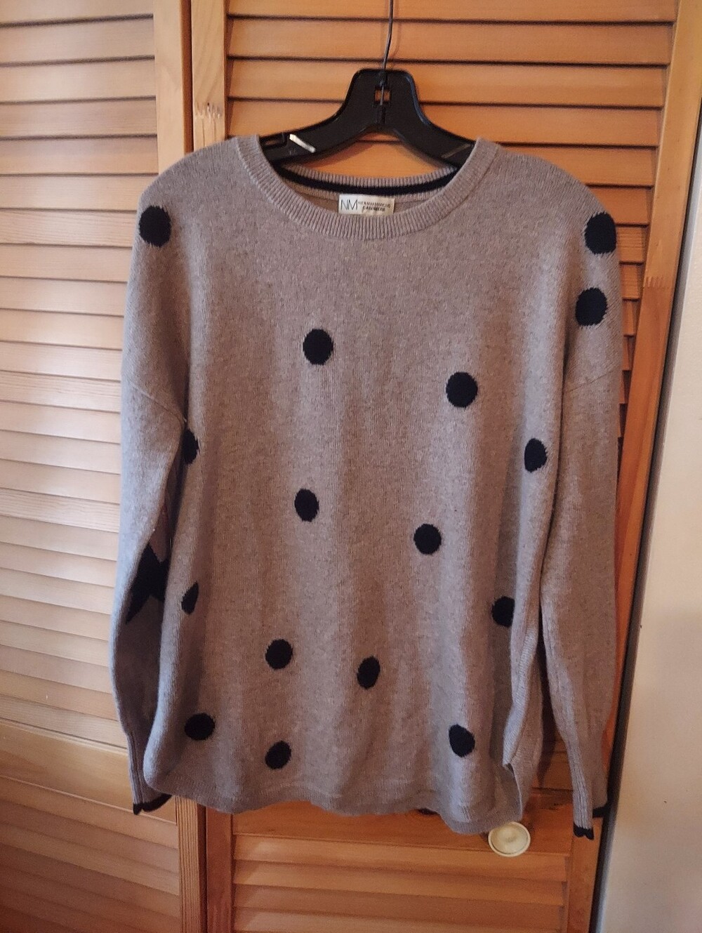 Neiman Marcus 100% Cashmere Sweater Women's Medium M Cream Black Polka Dots